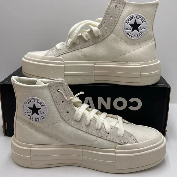 Converse WMNS CTAS CRUISE HI
EGRET/EGRET/EGRET A04688C Platforms Sneakers - Picture 15 of 16